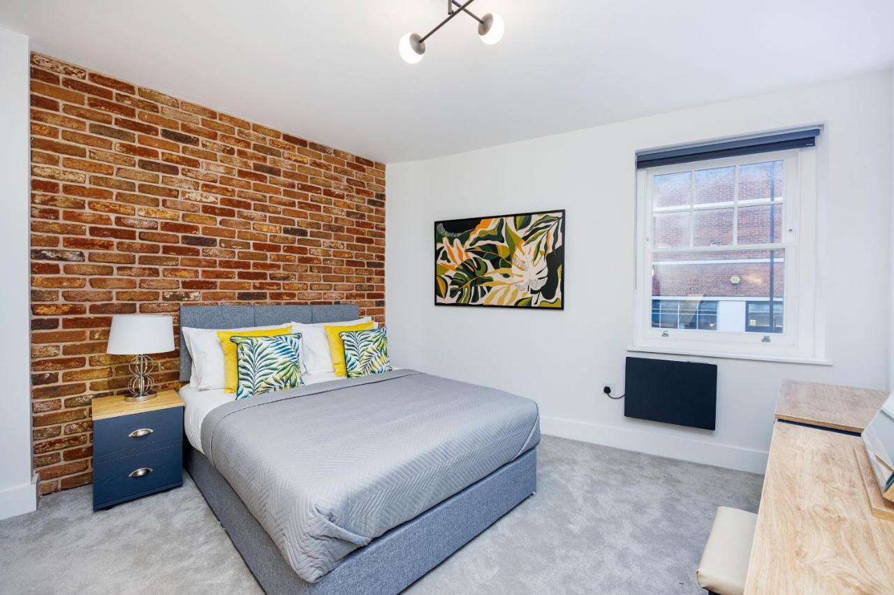 Luxury Spacious 2 Bed Apartment, London - Sk Exterior photo